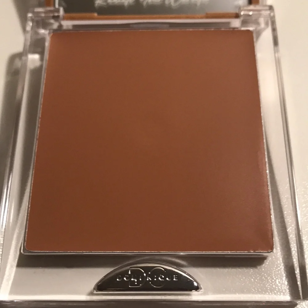 DOMINIQUE COSMETICS Cream Bronzer - Shade Light Tan NEW